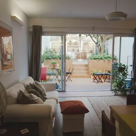 Charmoso Apartamento Central Com Jardim * Lizbona